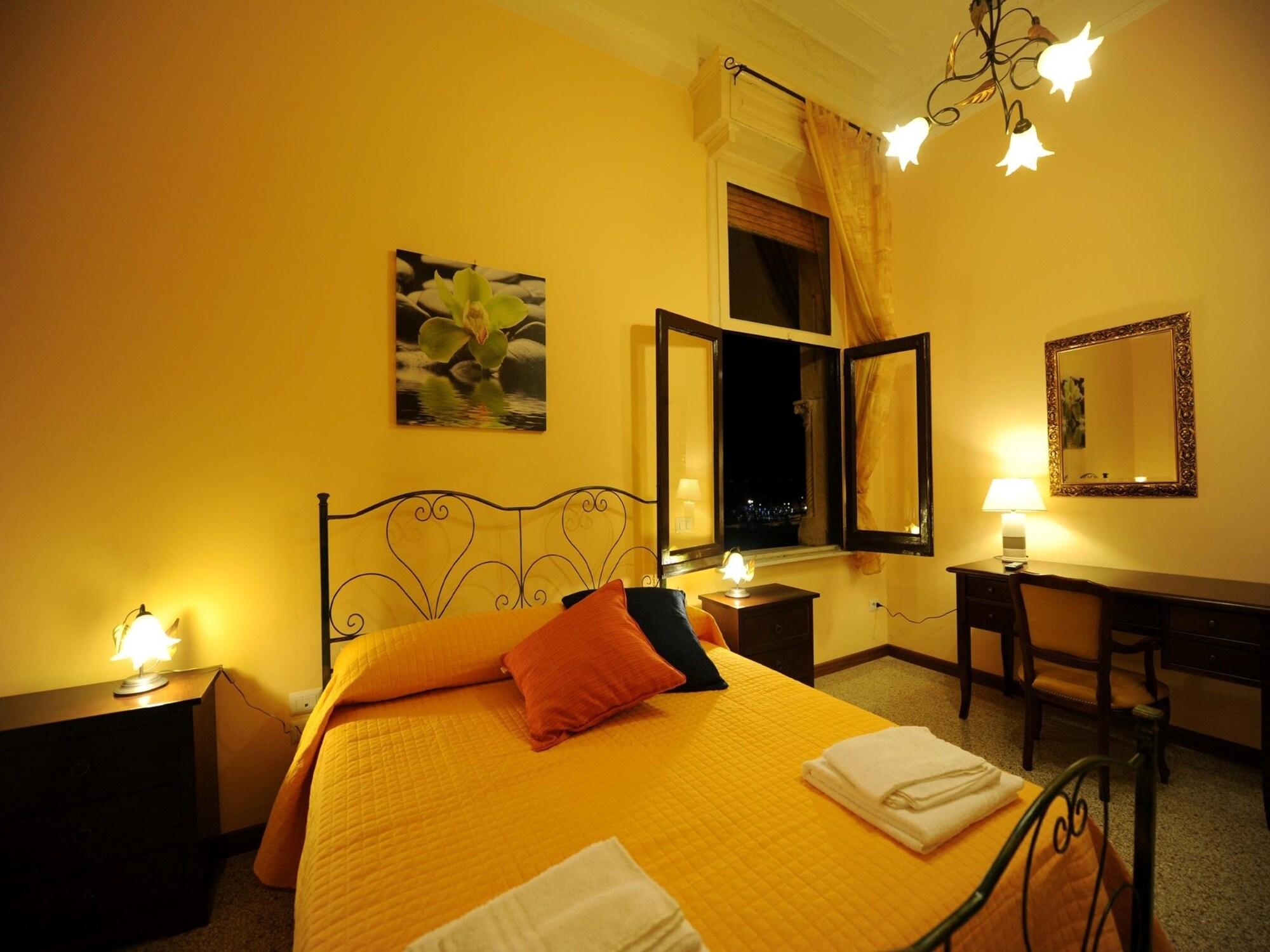 Barone Bed And Breakfast Salerno Buitenkant foto