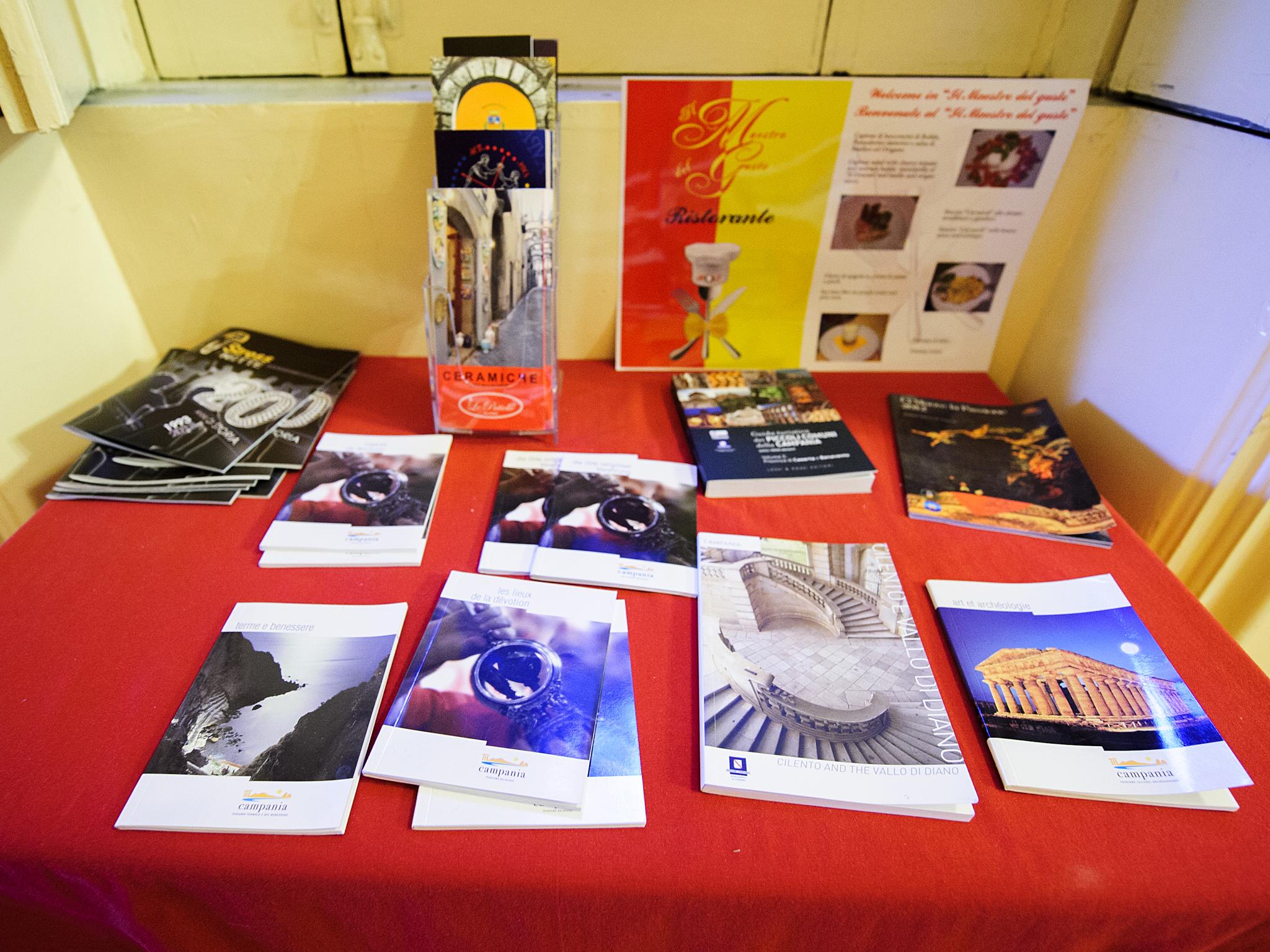 Barone Bed And Breakfast Salerno Buitenkant foto